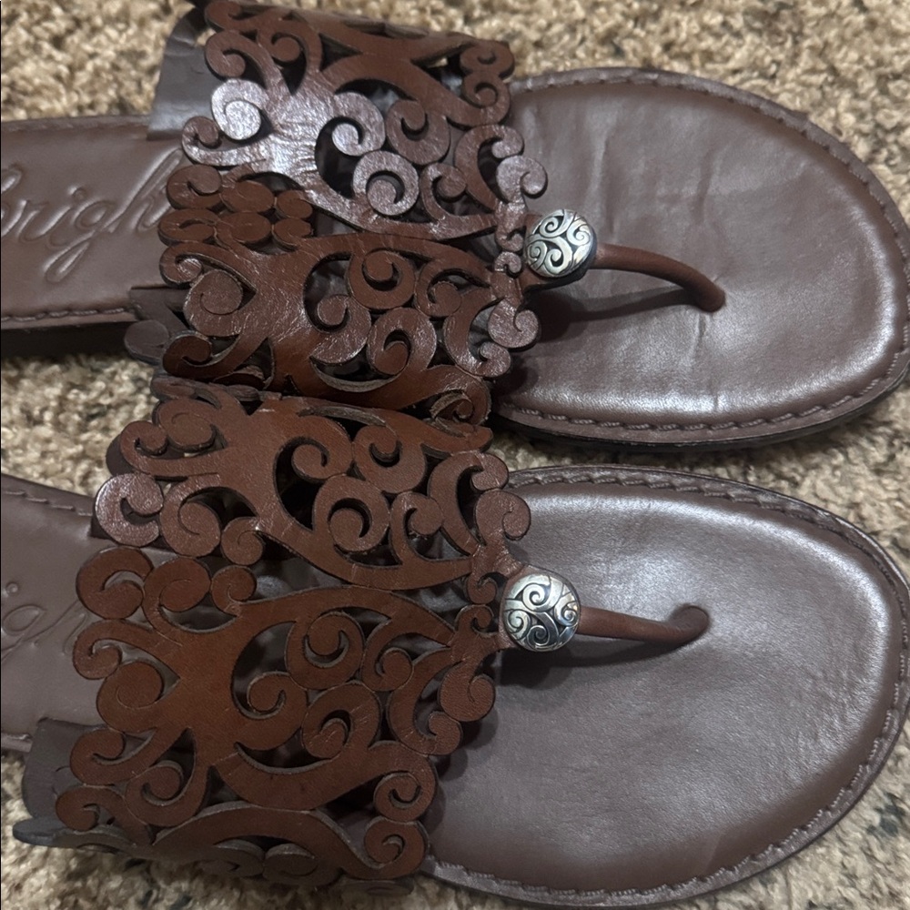 Brighton Brown Cutout Leather Thong Sandals with Metal Accent - Picture 2 of 4
